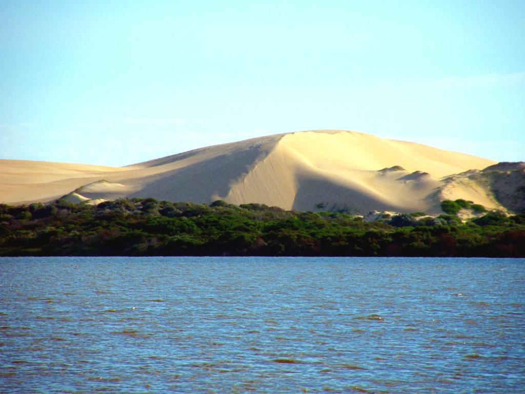 Coorong Waterfront Retreat Villa Meningie Eksteriør billede