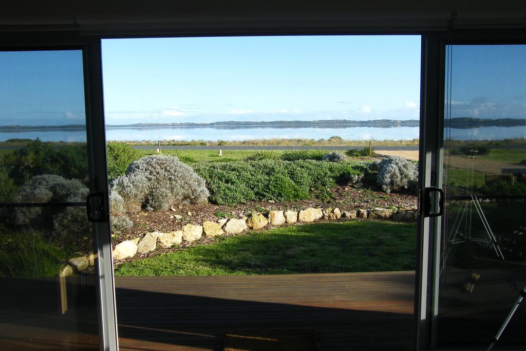 Coorong Waterfront Retreat Villa Meningie Eksteriør billede