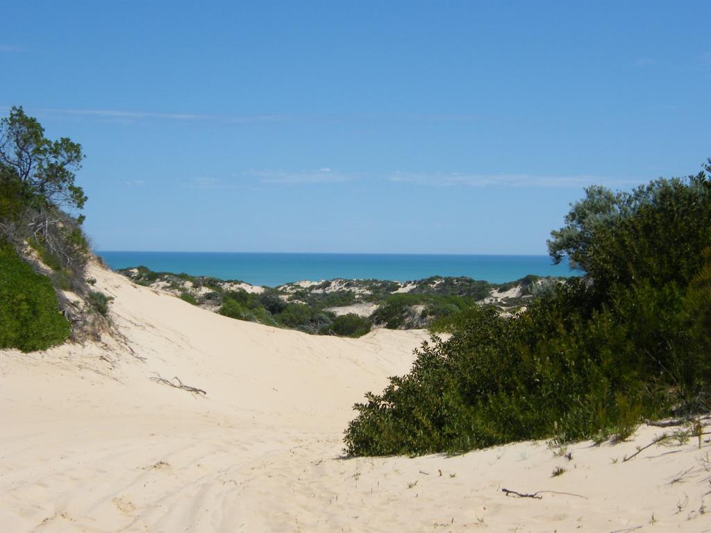 Coorong Waterfront Retreat Villa Meningie Eksteriør billede