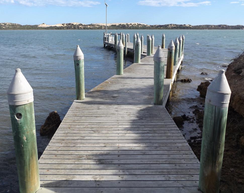 Coorong Waterfront Retreat Villa Meningie Eksteriør billede