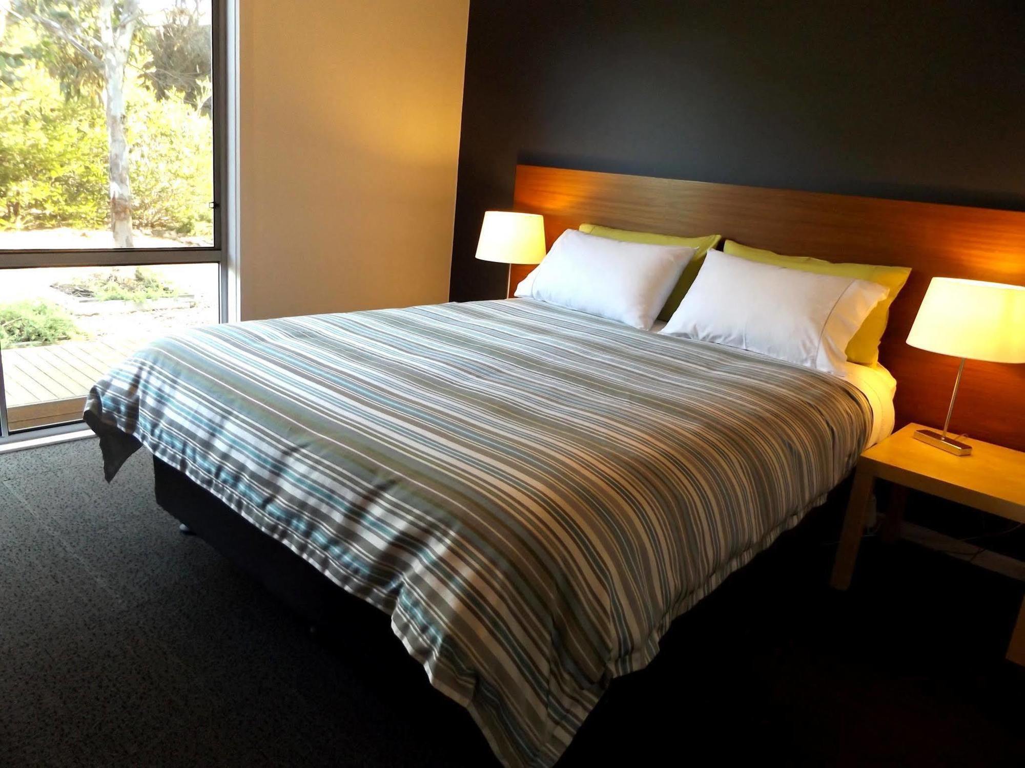 Coorong Waterfront Retreat Villa Meningie Eksteriør billede